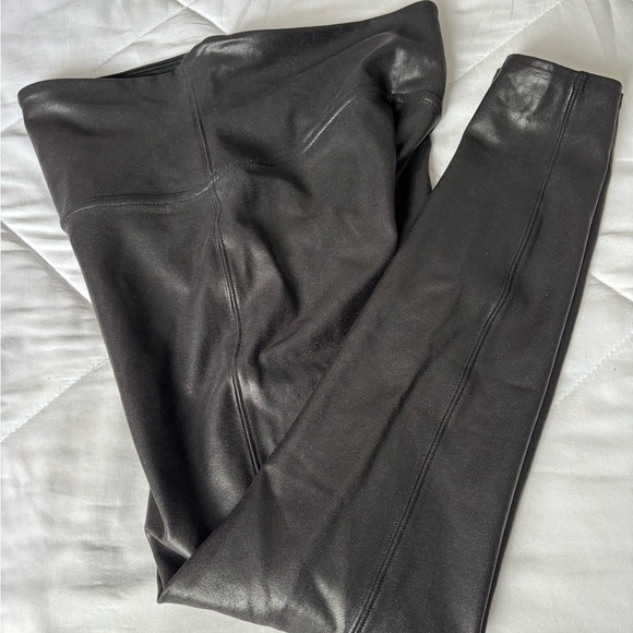 Spanx Faux Leather Women's Leggings - Picture 6 of 6